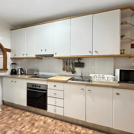 Almirall Playa ポレンサ