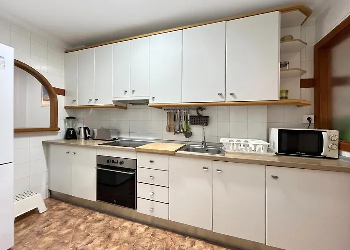 Almirall Playa ポレンサ